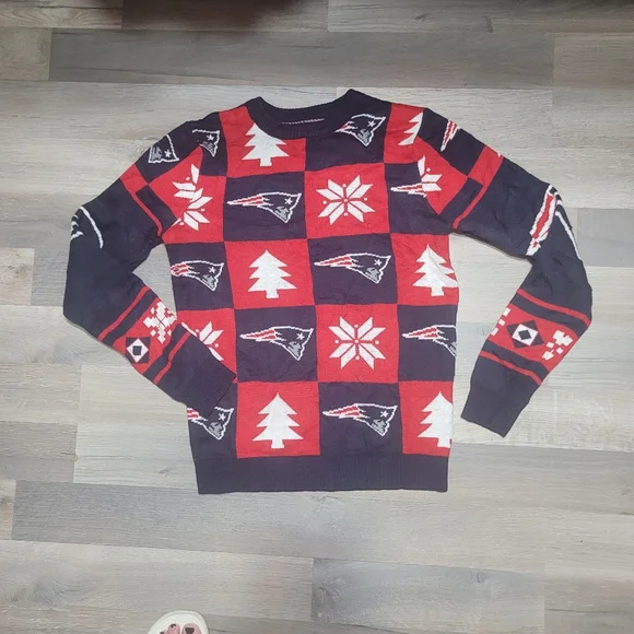 NFL New England Patriots Red Blue Ugly Sweater Christmas Size Small Unisex - Picture 2 of 5